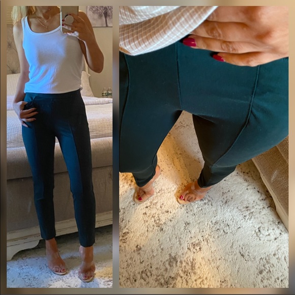 Pants - - New🍂Gorgeous fall green ankle pants